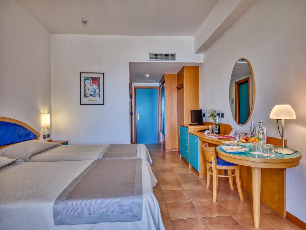 Hotel Antares Letojanni Ngoại thất bức ảnh