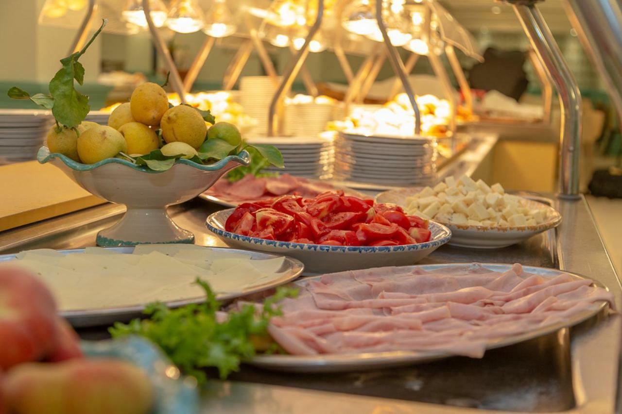 Hotel Antares Letojanni Ngoại thất bức ảnh